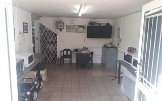 35 m² Commercial space in Glenashley