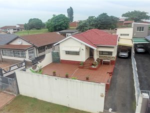 3 Bed House in Merebank