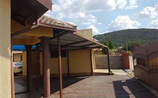 3 Bedroom House in Tlhabane