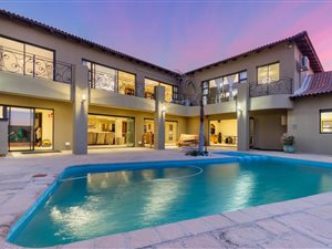 6.7 ha Farm in Melkbosstrand