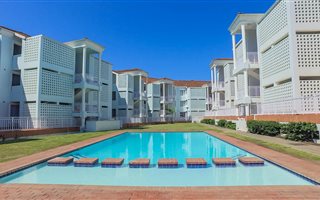 3 Bedroom Apartment in Shelly Beach