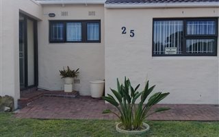 2 Bedroom House in Edgemead