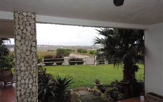 5 Bedroom House in Long Acres