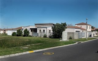 3 Bedroom House in Ruwari