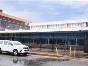 1300 m² Commercial space in Silverton
