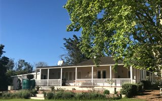 3 Bedroom House in Bedford