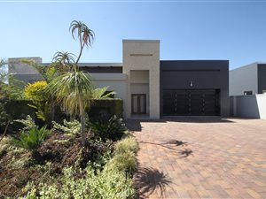 4 Bed House in Retire at Midstream