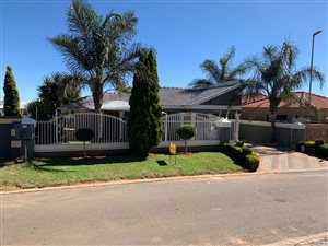 3 Bed House in Birch Acres