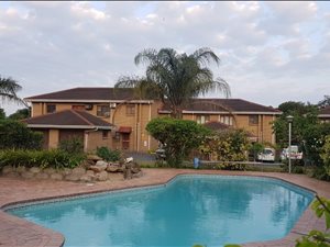 3 Bed Duplex in Meerensee
