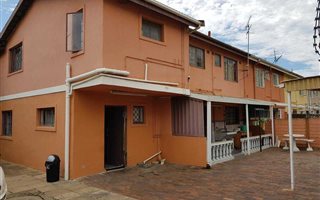 3 Bedroom House in Newlands East