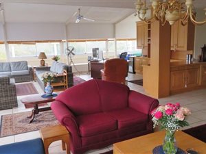 3 Bed Apartment in Groenkloof