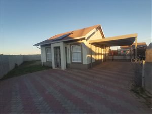 2 Bed House in Raceway