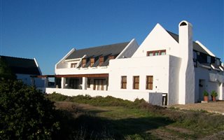 6 Bedroom House in Dwarskersbos
