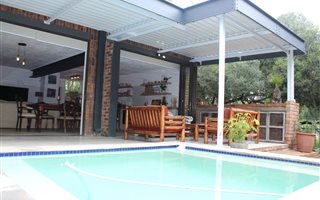 4 Bedroom Townhouse in Maroelana