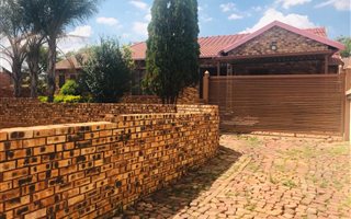 4 Bedroom House in Philip Nel Park