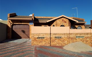 3 Bedroom House in Diepkloof