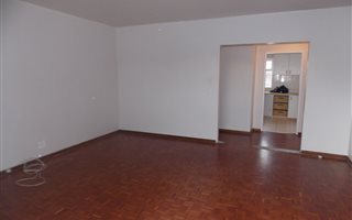 2 Bedroom Apartment in Constantia