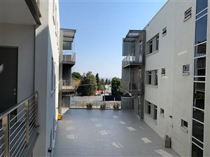 372 m² Commercial space in Bryanston