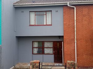 3 Bed Duplex in Booysen Park