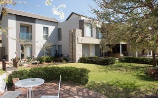5 Bedroom House in Carlswald Estate