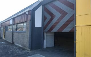 350 m² Industrial space in Retreat