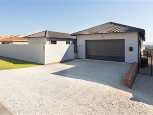 4 Bed House in Kamma Heights