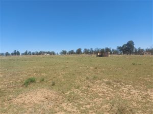 4.8 ha Land available in Deneysville