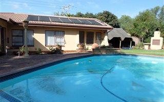 4 Bedroom House in Brackenhurst