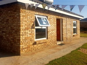 2 Bed House in Lehae