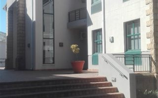 300 m² Office Space in Broadacres
