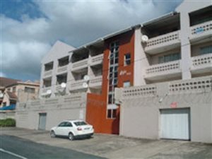 Bachelor apartment in Margate