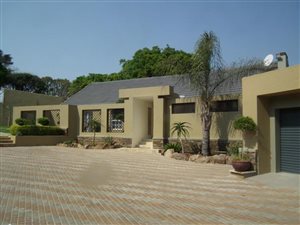 3 Bed House in Robindale