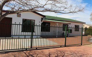 3 Bedroom House in Somerset Park