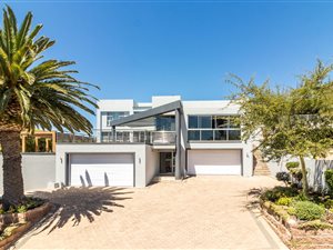 5 Bed House in Welgedacht