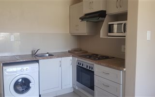 2 Bedroom Apartment in Grahamstown Central