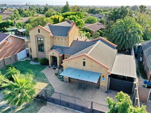 4 Bed House in Amandelsig