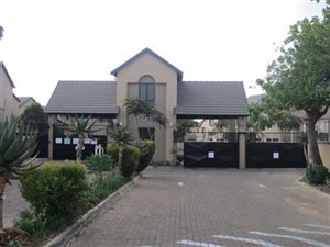 3 Bed Duplex in Carlswald Estate