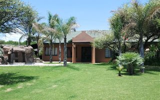 8.5 ha Smallholding in Ivydale