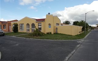 4 Bedroom House in Highbury