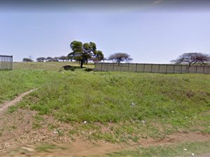 6.8 ha Land available in Newcentre
