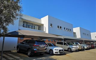 1600 m² Industrial space in Longmeadow