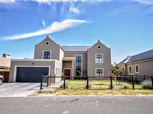 5 Bed House in Klapmuts