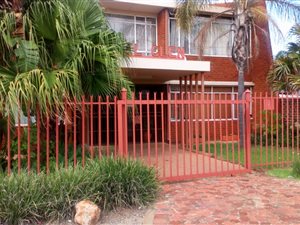 2 Bed House in Valhalla