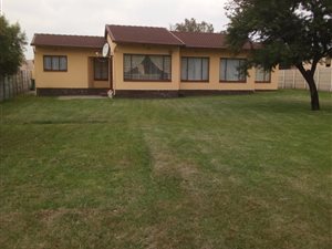 3 Bed House in Mayberry Park