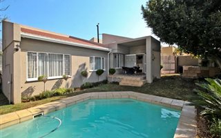 3 Bedroom House in Paulshof