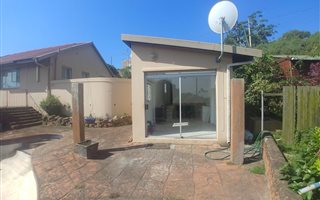 1 Bedroom House in Escombe
