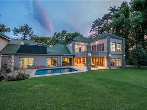 5 Bed House in Westcliff