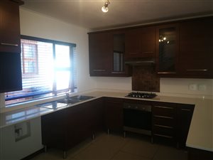 3 Bed Townhouse in Candlewoods Estate