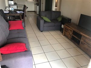 2 Bed Townhouse in Zwartkop