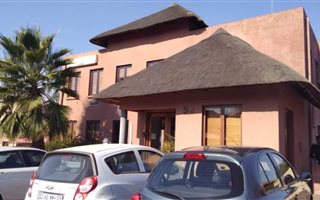 110 m² Office Space in Lonehill
